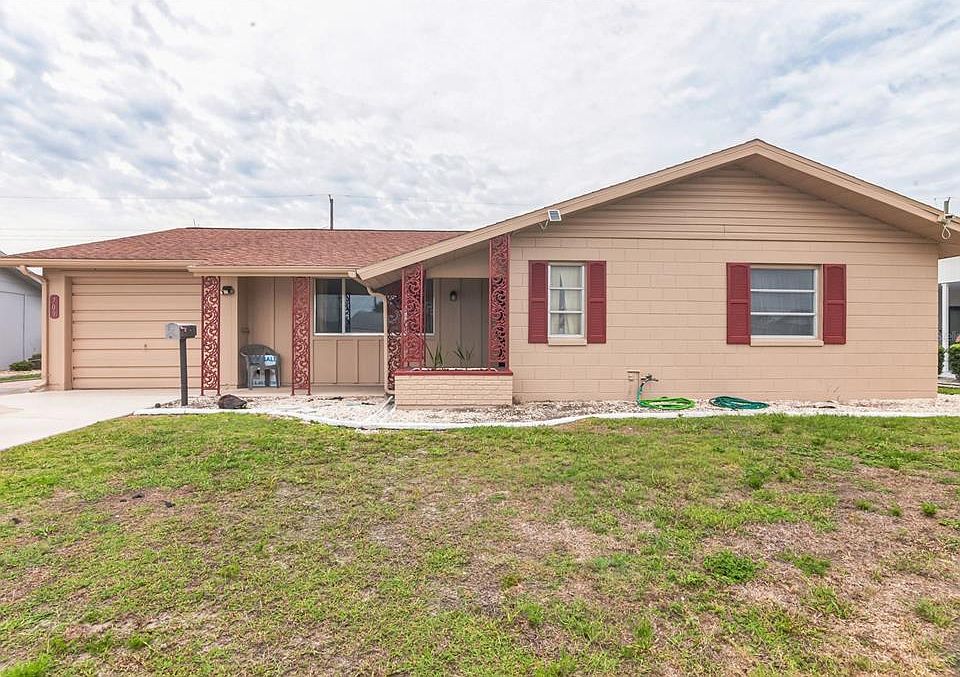 1st image of 709 THUNDERBIRD AVENUE