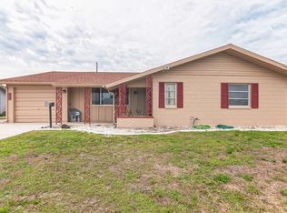 709 Thunderbird Ave, Sun City Center, FL 33573