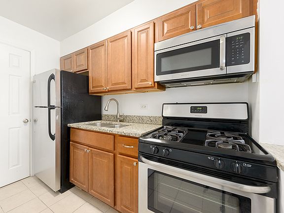 2nd image of 7307 153rd St #15041-2H