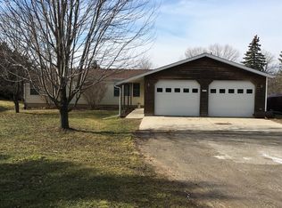 4420 Dublin Rd, Burton, MI 48529
