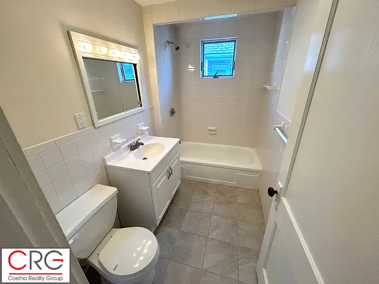 18 Wellington Rd #2 — Photo 22