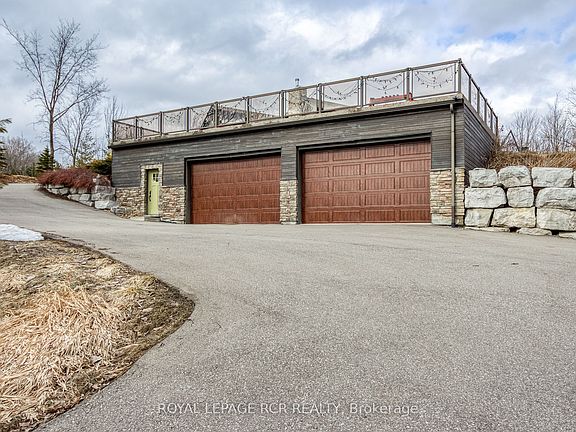 4th image of 15995 Humber Station Rd