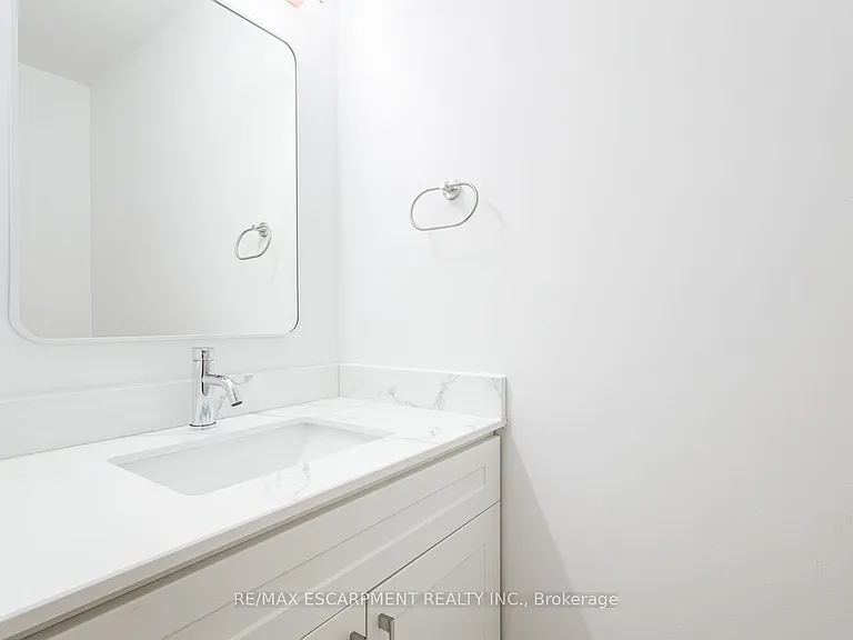 2104 Mississauga Rd — Photo 15