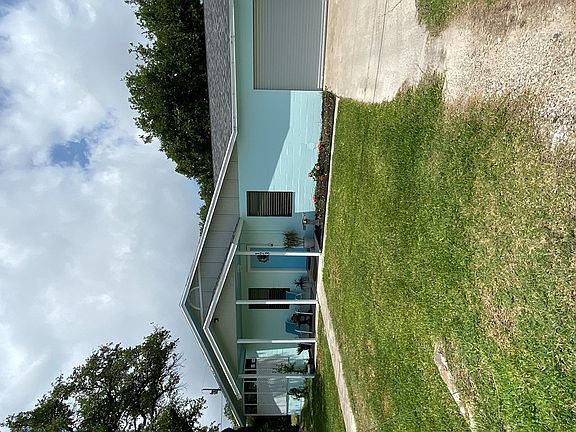 2nd image of 173 Saint Charles Loop E
