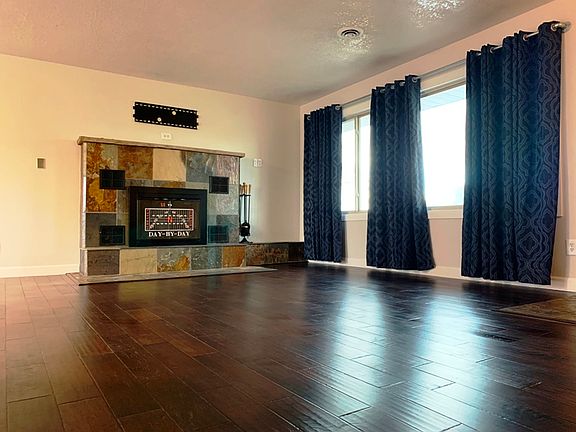 2nd image of 3409 W A St