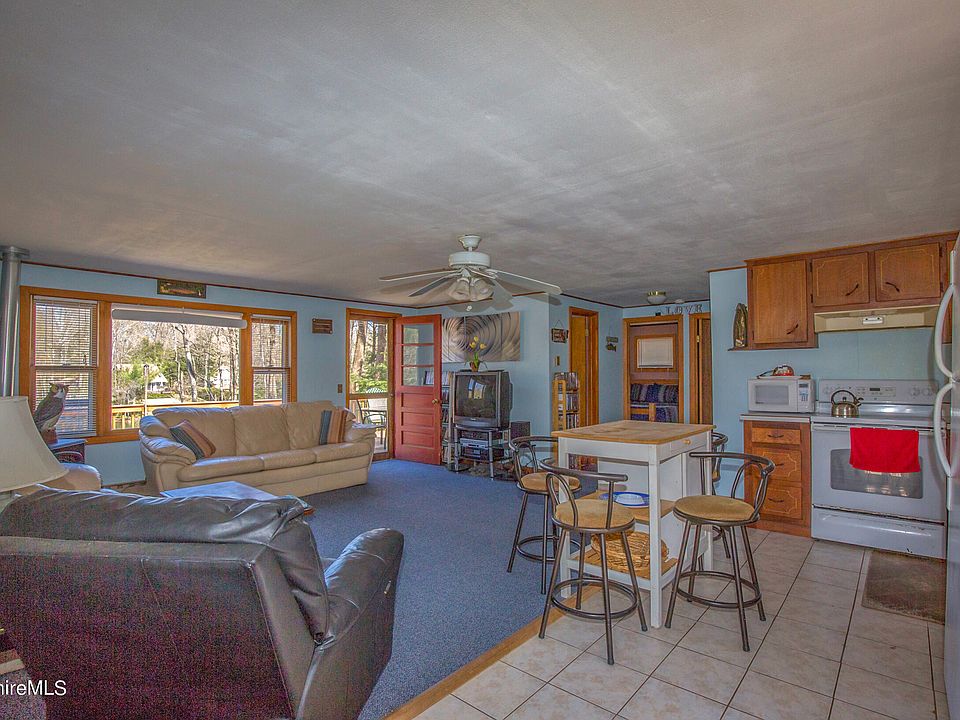 134 Fireside Ln, Becket, MA 01223 Zillow