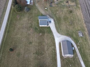 2604 E 1100 North Rd, Milford, IL 60953