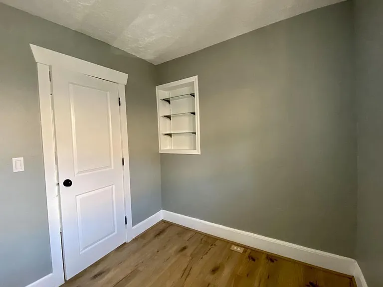 348 E Hollywood Ave — Photo 19