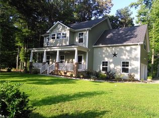 112 Firby Rd, Yorktown, VA 23693