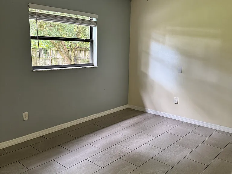 1112 Votaw Rd #1112 — Photo 3