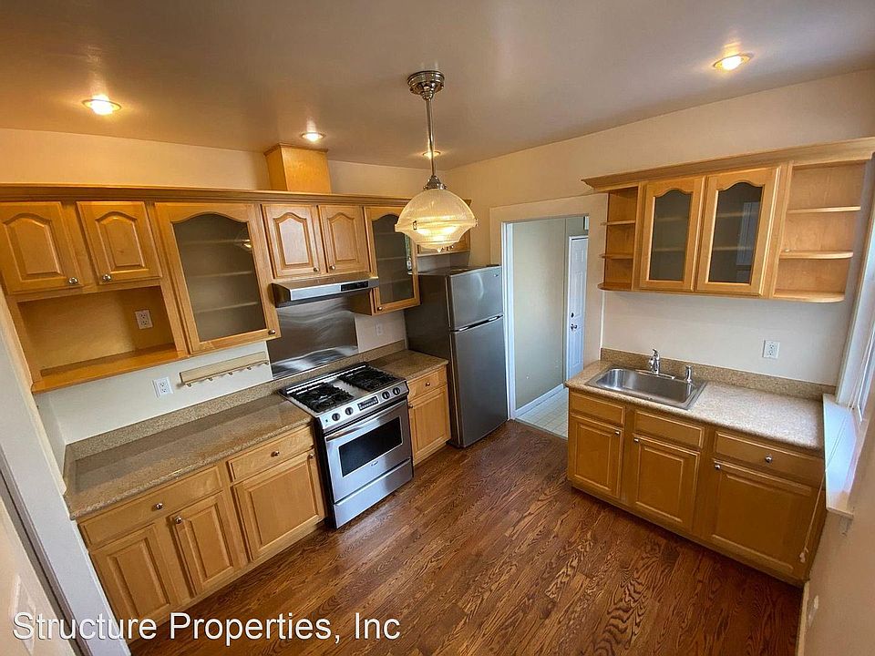 1st image of 486 Grove St #10369871
