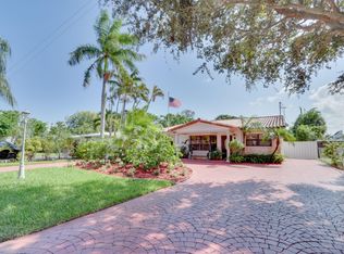 340 SW 2nd St, Boca Raton, FL 33432