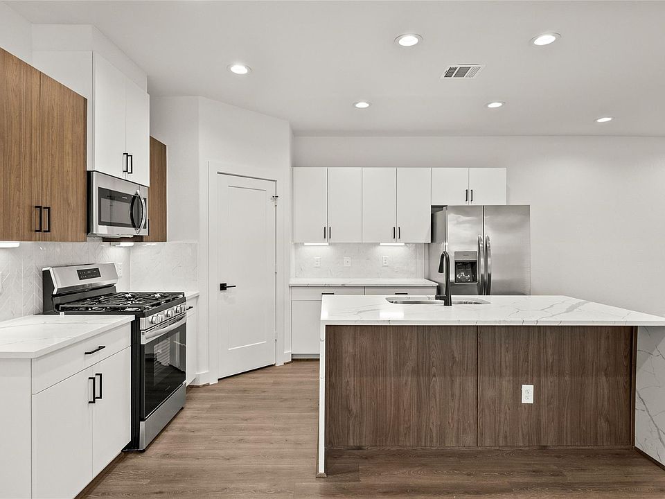 1st image of 2632 Seaglass View Dr