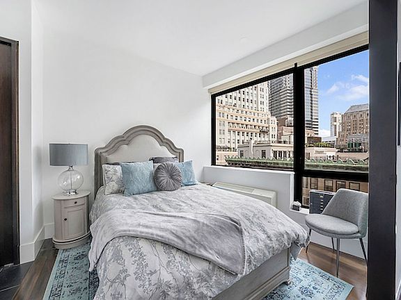 5th image of 40 Broad St APT 28G