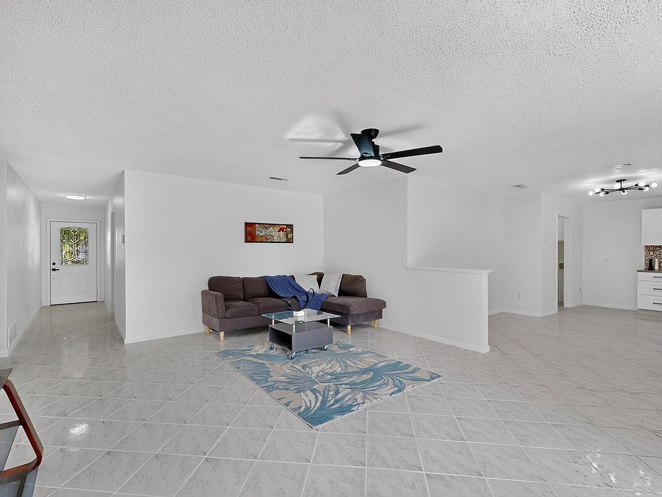 1st image of 5451 Lubbock Ave