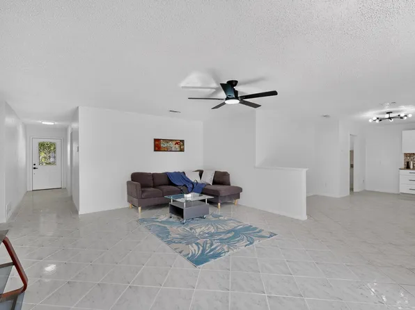 5451 Lubbock Ave, Fort Worth, TX 76133