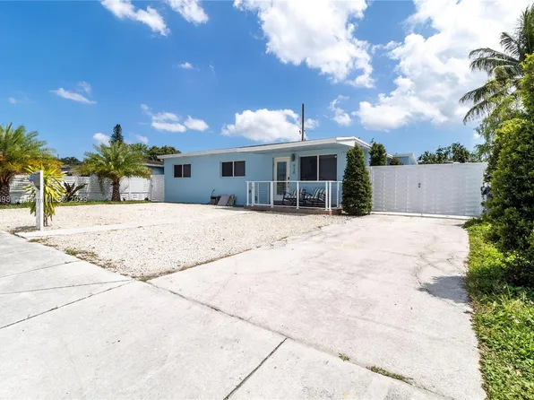 930 Oriental Blvd, Opa Locka, FL 33054