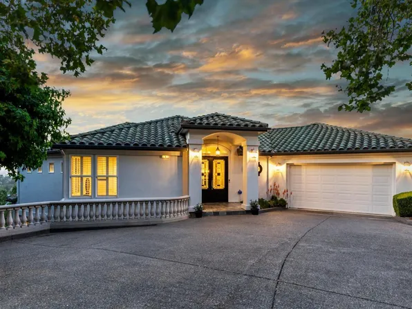 9 Turnberry Court, Petaluma, CA 94952