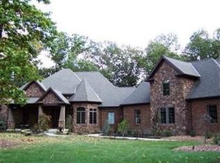 891 Ravine Dr S, Mc Donald, OH 44437