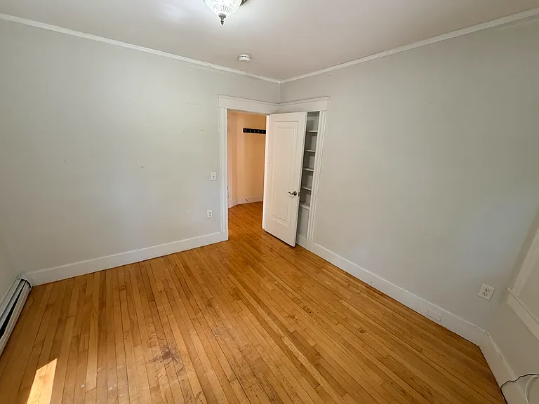 35 Spring St #2 — Photo 24