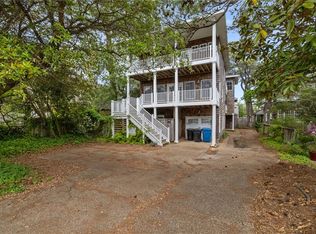 215 83rd St #B, Virginia Beach, VA 23451