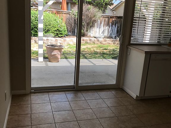 3rd image of 23217 Avenida Velarte