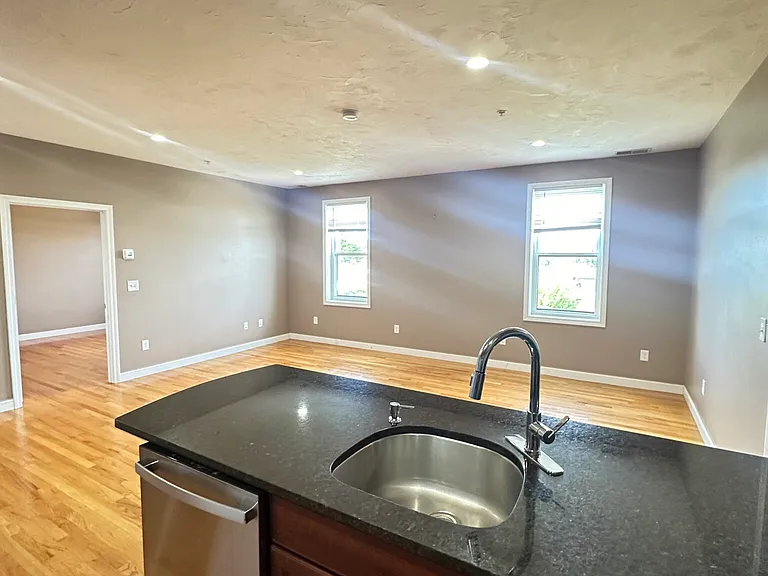 100 Fellsway West 401 #401 — Photo 3