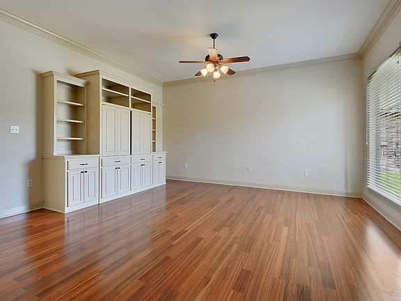 3rd image of 6955 Silver Springs Dr
