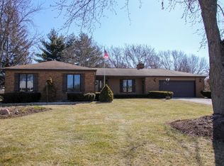 1420 Palamino Dr, McHenry, IL 60051