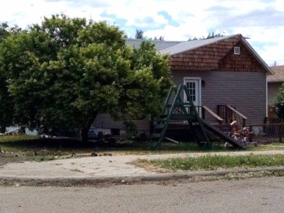 4th image of 235 2nd St N