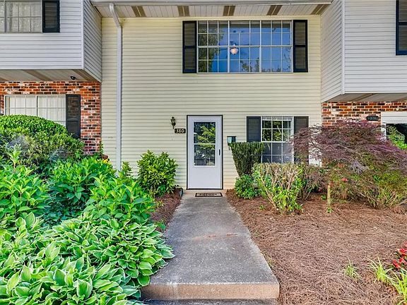 2nd image of 380 Leisure Ct