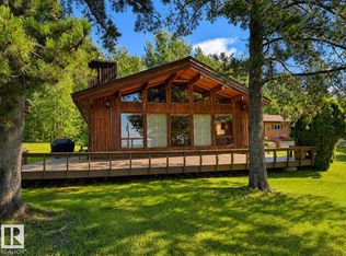 4502A Lakeshore Rd, Parkland County, AB T0E 0V0