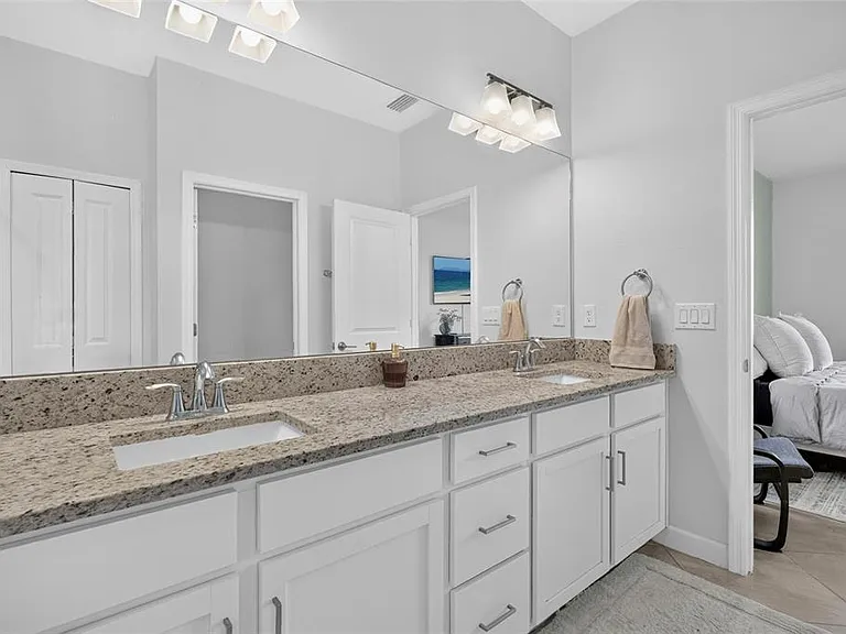 15522 Islandwalk Ave — Photo 27