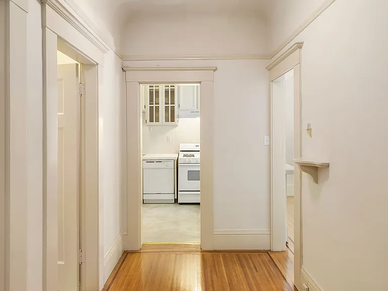 1644 Taylor St #3 — Photo 5