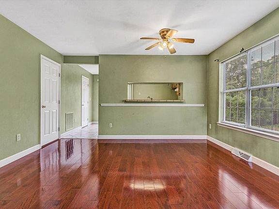5th image of 7241 Scarlet Oak Dr