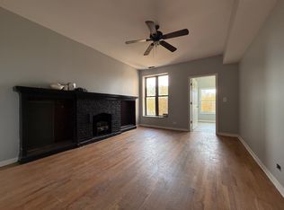 5715 S Indiana Ave #3N, Chicago, IL 60637