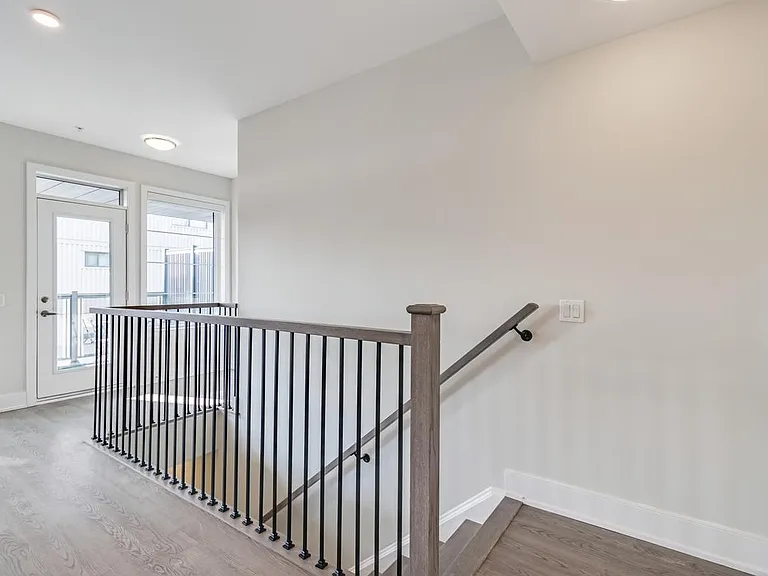 1265 Birchmount Rd #5 — Photo 33