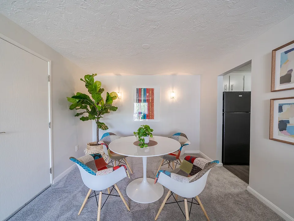 Dining Room Space at Rosemont Square Apartments in Randolph, MA 02368