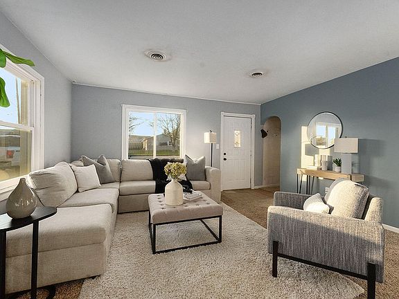 5th image of 6264 Balsam Dr