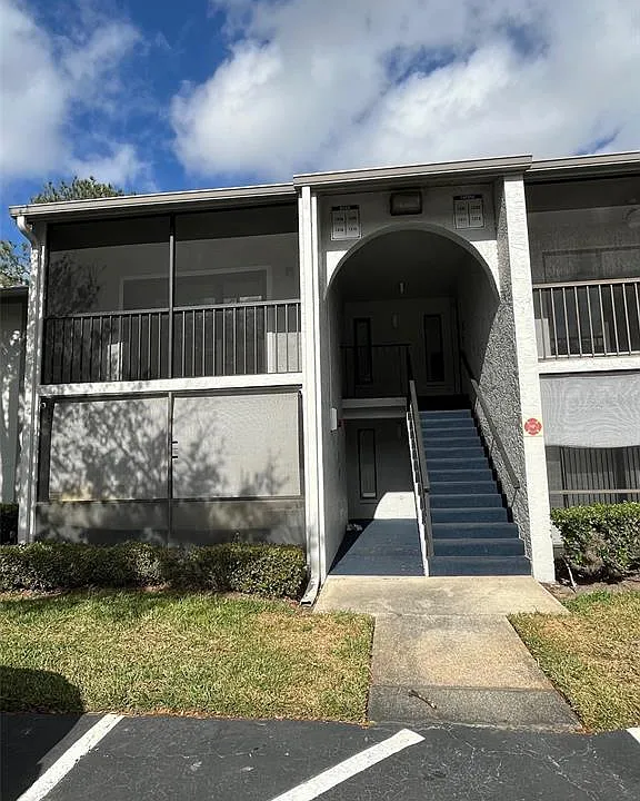 1321 S Pine Ridge Cir #21