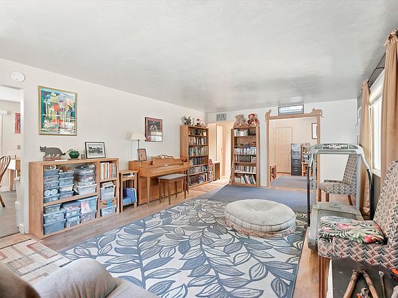 4th image of 3339 Perrydale Ct