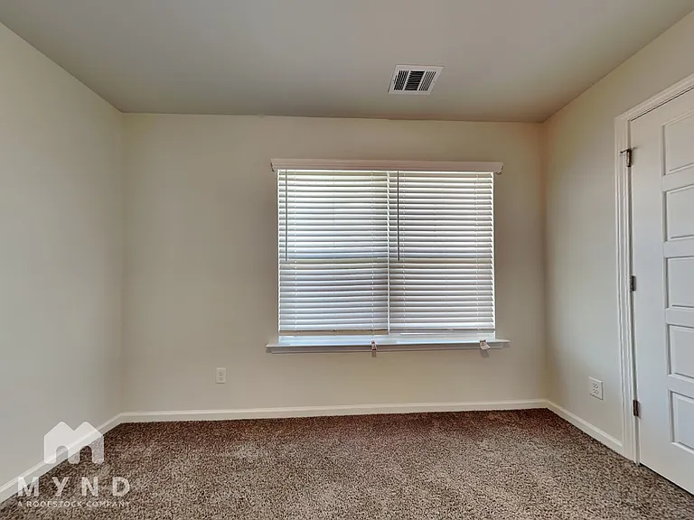 115 Dasher Dr — Photo 16
