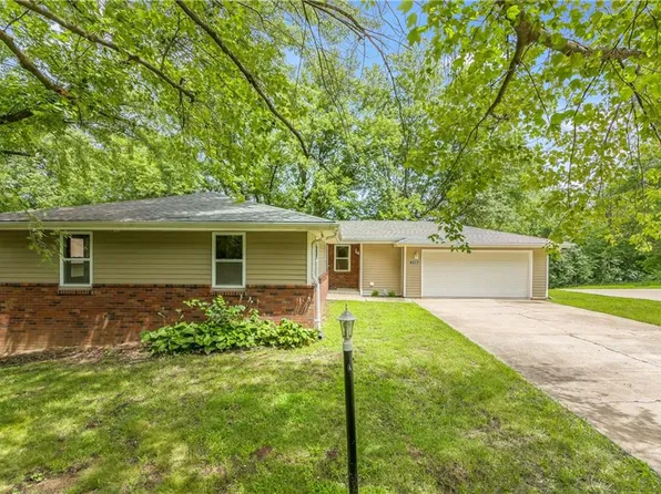 4217 Miller Rd, Saint Joseph, MO 64505
