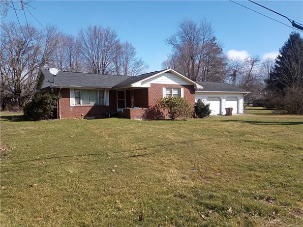 14 Branch St, Stoneboro, PA 16153