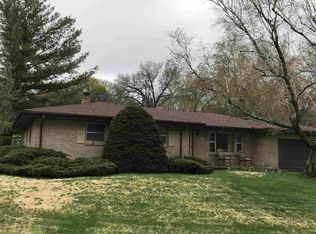 1912 Old Orchard Rd, Rockford, IL 61107