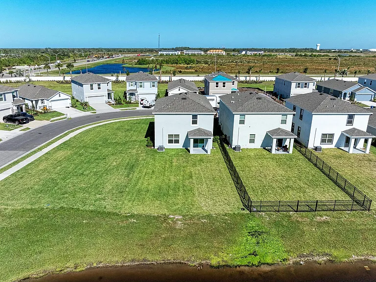 3386 Hilltop Circle At Starfarms — Photo 57