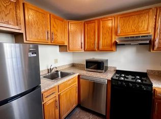 710 S 11th St APT 1B, Philadelphia, PA 19147