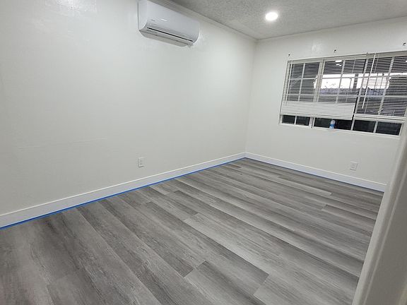 2nd image of 10918 S Acacia Ave