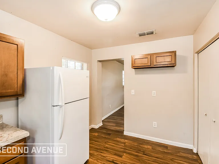 1123 De Paul Dr — Photo 9