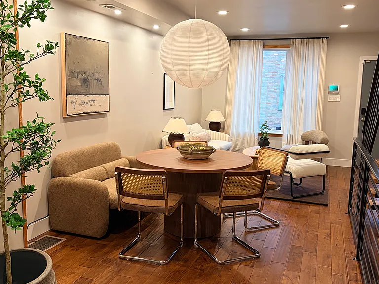 2408 S Darien St — Photo 1